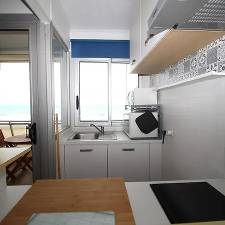 3 Personne Vue * Canet-en-Roussillon